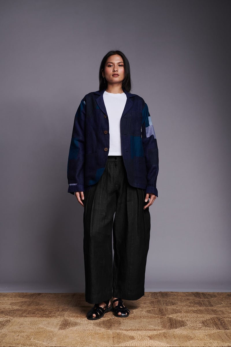 Black Linen Wide-Leg Pleated Trousers