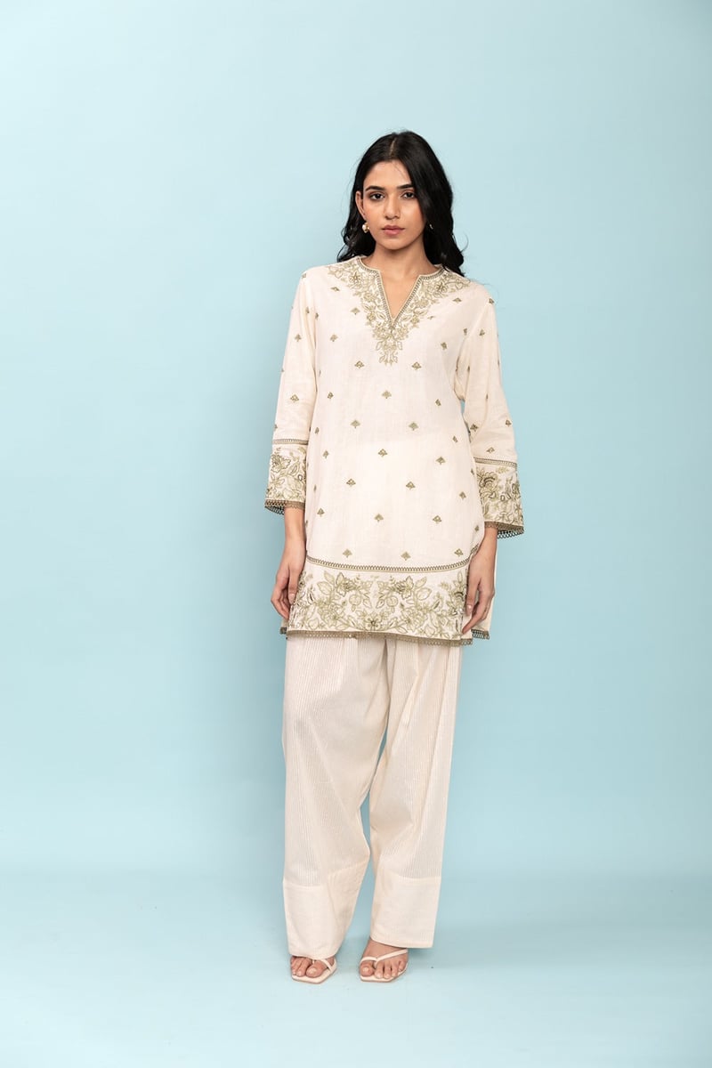 Ivory Short Kurta Set with Green Placement Embroidery