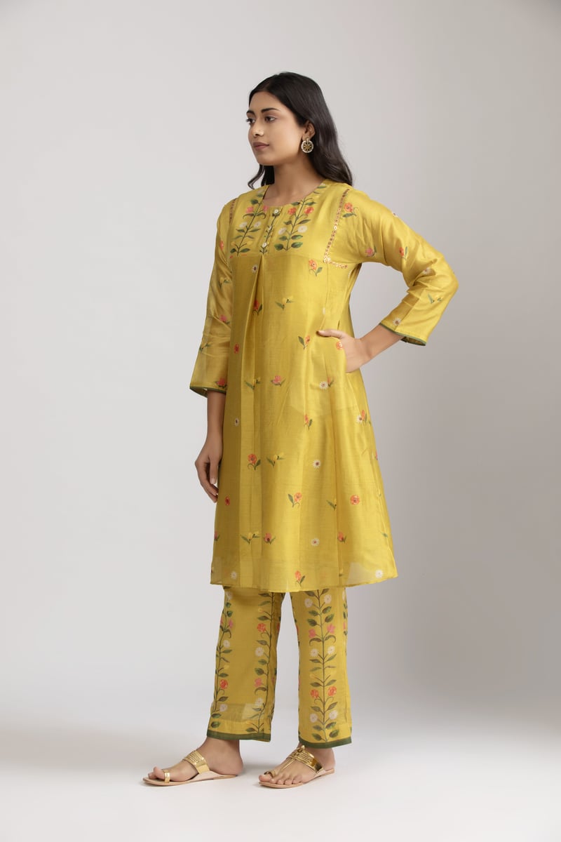 Mustard Yellow Silk Chanderi Floral Kurta Set (Set of 3)