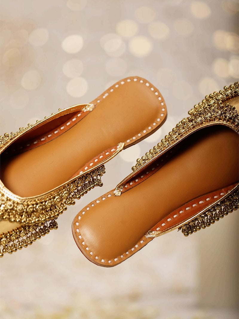 Gold Ghungroo Crown Mule Jutti