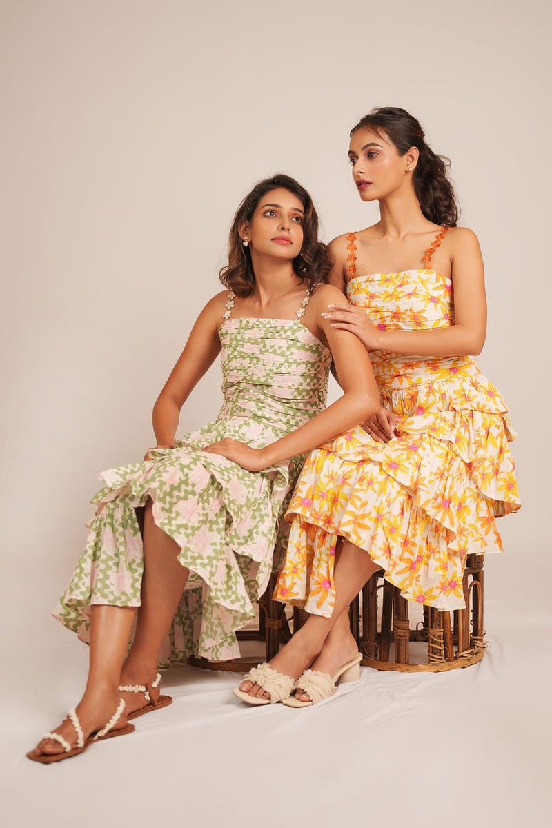 Layered Floral Print Ruched Bodice Tiered Midi Dress