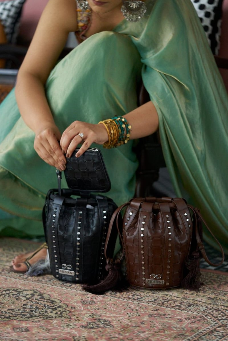 Sheesham Leather Bag