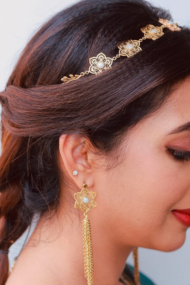 Laila Tiara. Hair Band, Necklace & Choker