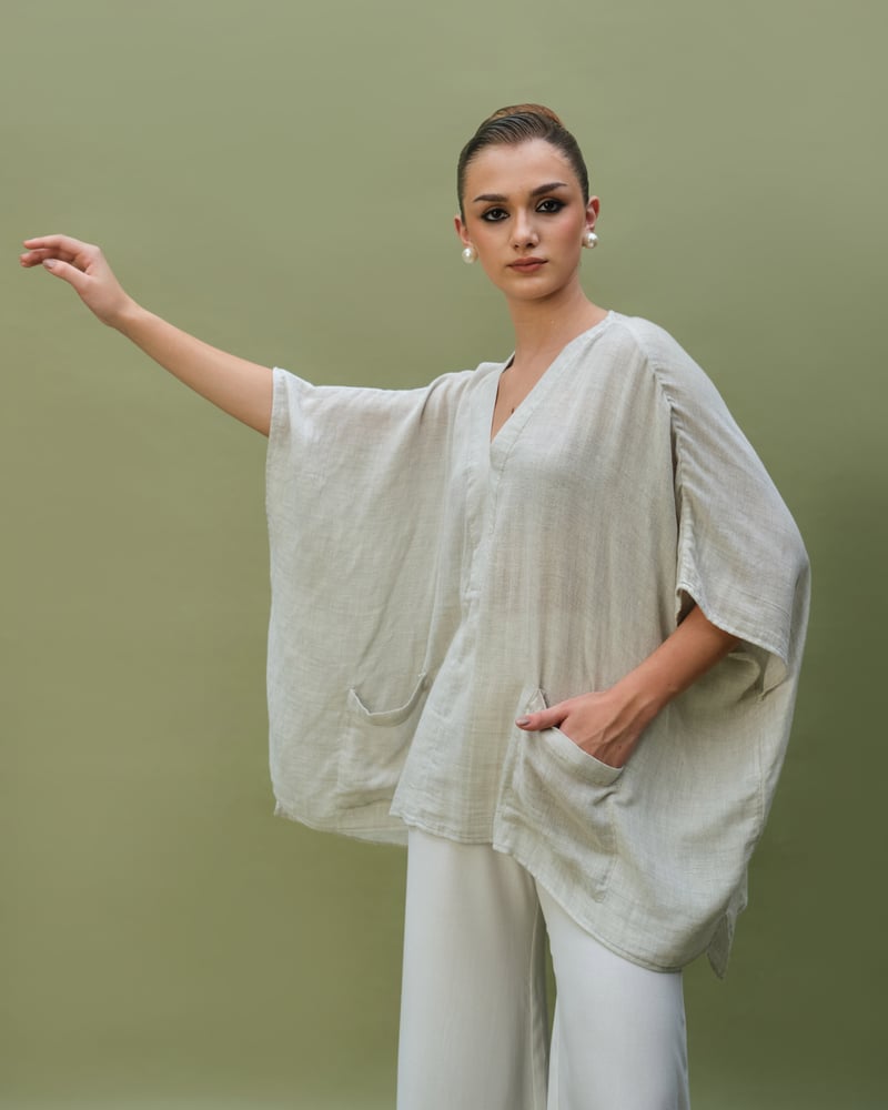 Natural Flowy V-Neck Free Size Poncho Top with Pockets