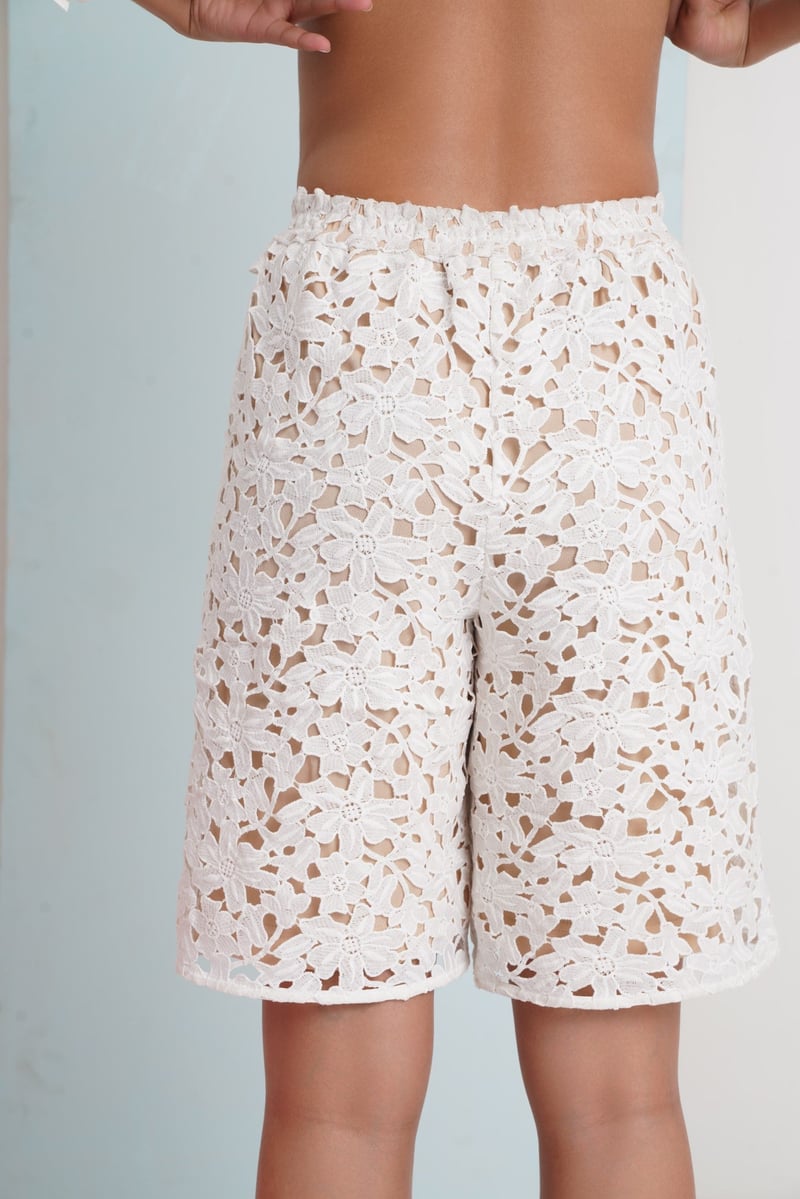 Chic Please Shorts