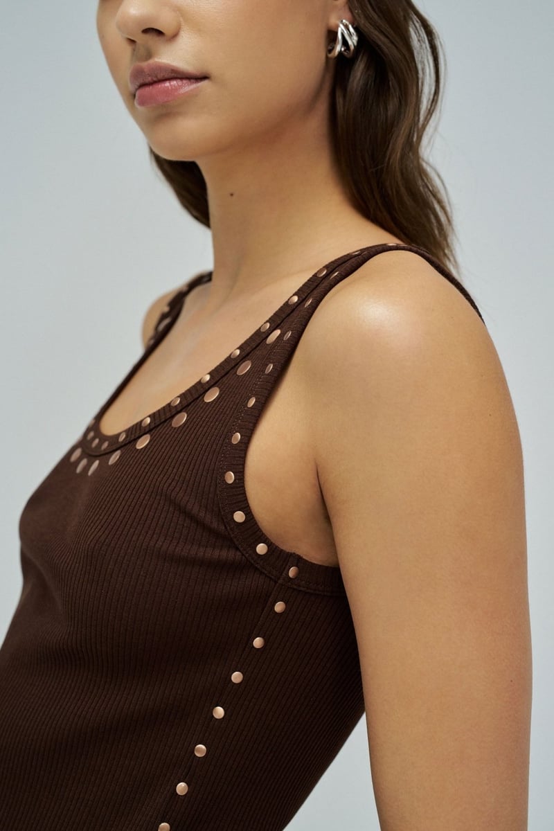 Medium Brown Ribbed Stud-Trim Scoop Neck Tank Top