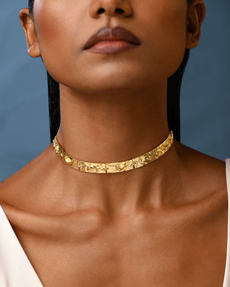 Galadriel Choker (Textured)