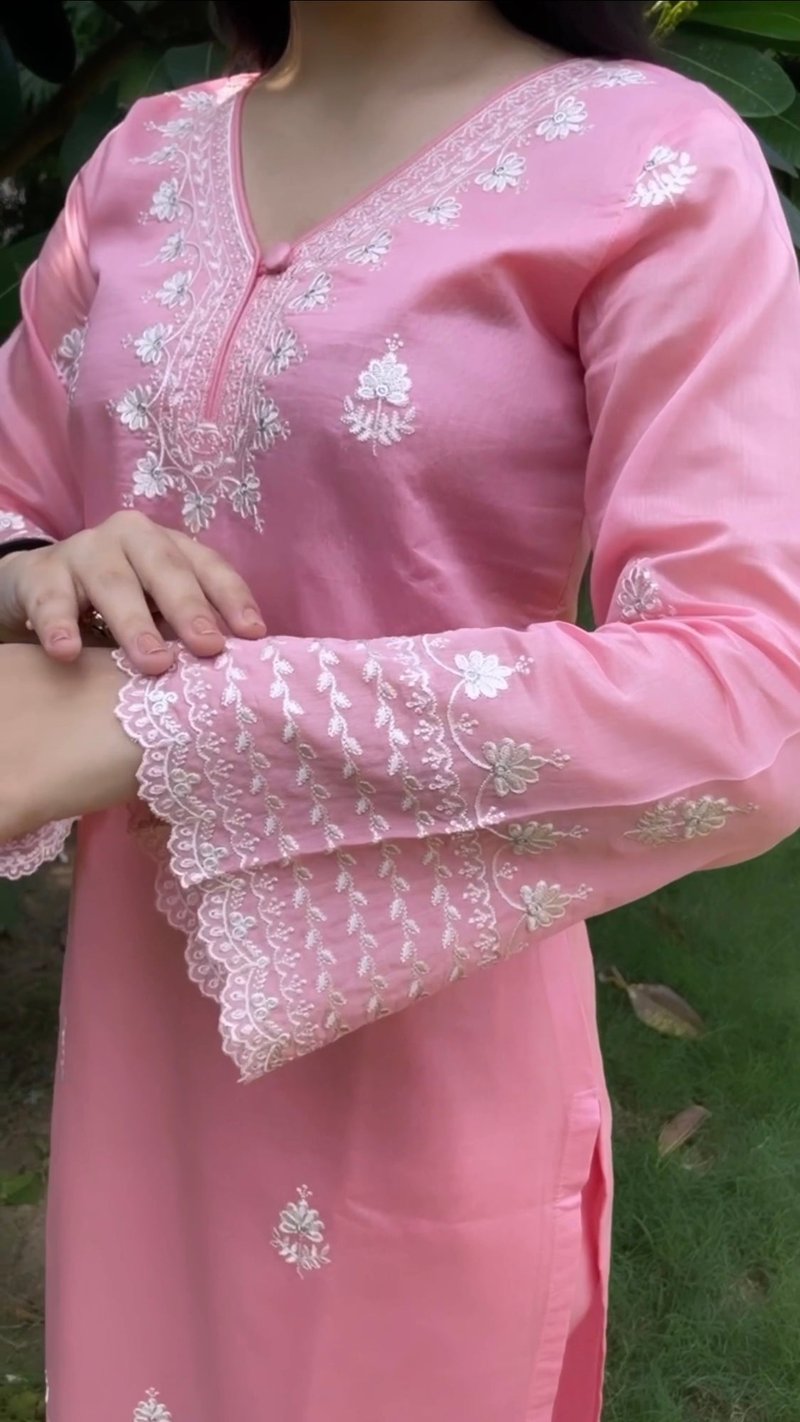Pink Chanderi Straight Kurta Set with Thread Embroidery