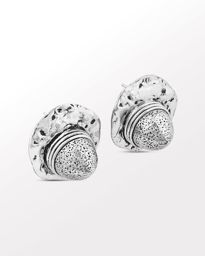 Seed Ear Studs (Classic)
