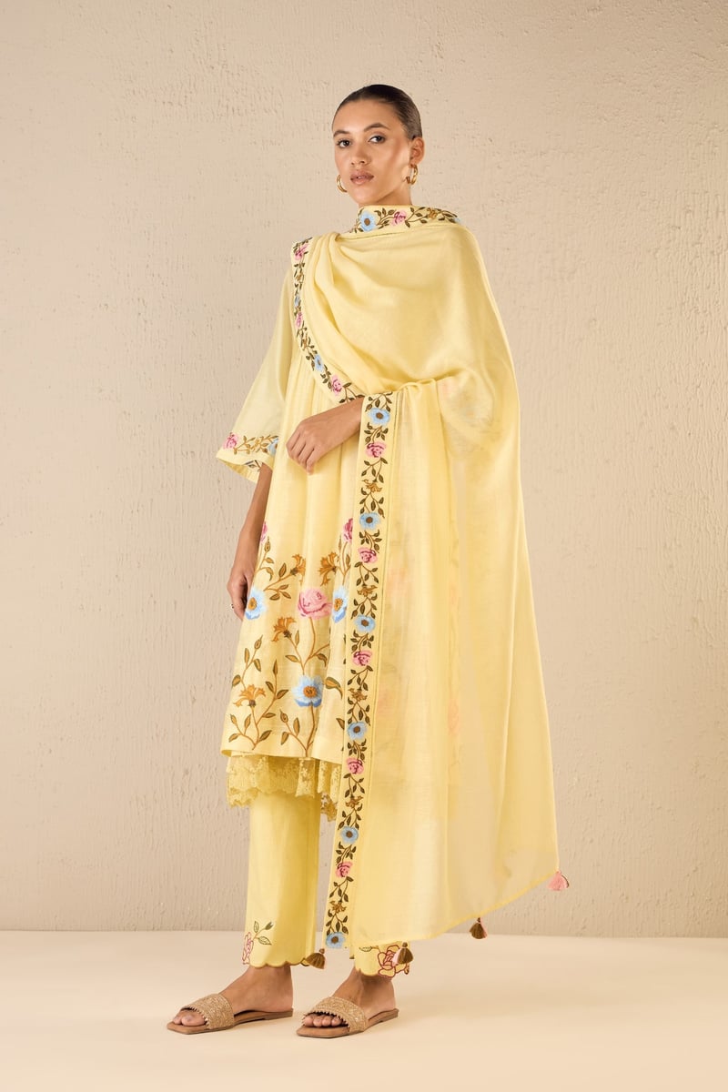 Royal Rose: Purple Embroidery Rose Kurta With Pant