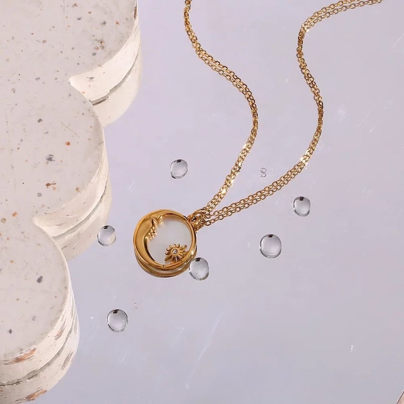 Dainty Shell Sun & Moon Necklace, Paulami