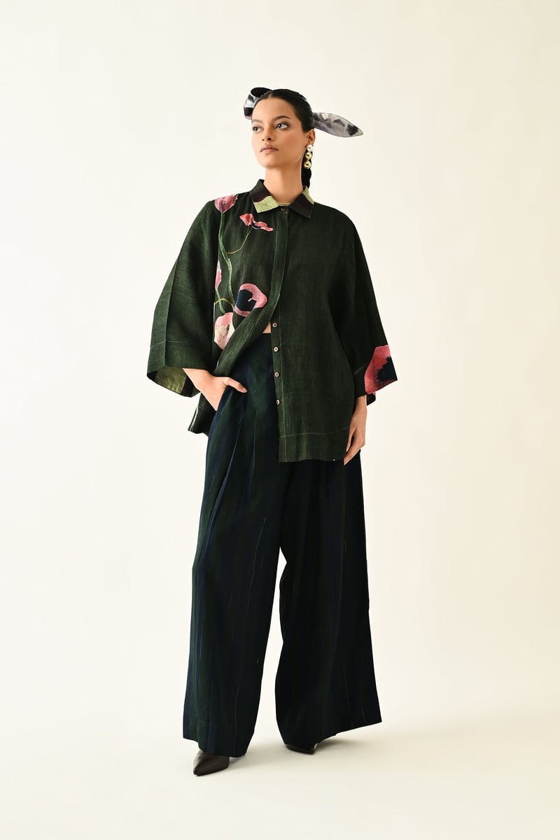 Green Abstract Print Wide-Leg Pleated Trousers
