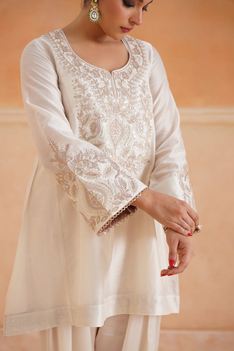 Ivory Embroidered Chanderi Kurta Set with Dupatta