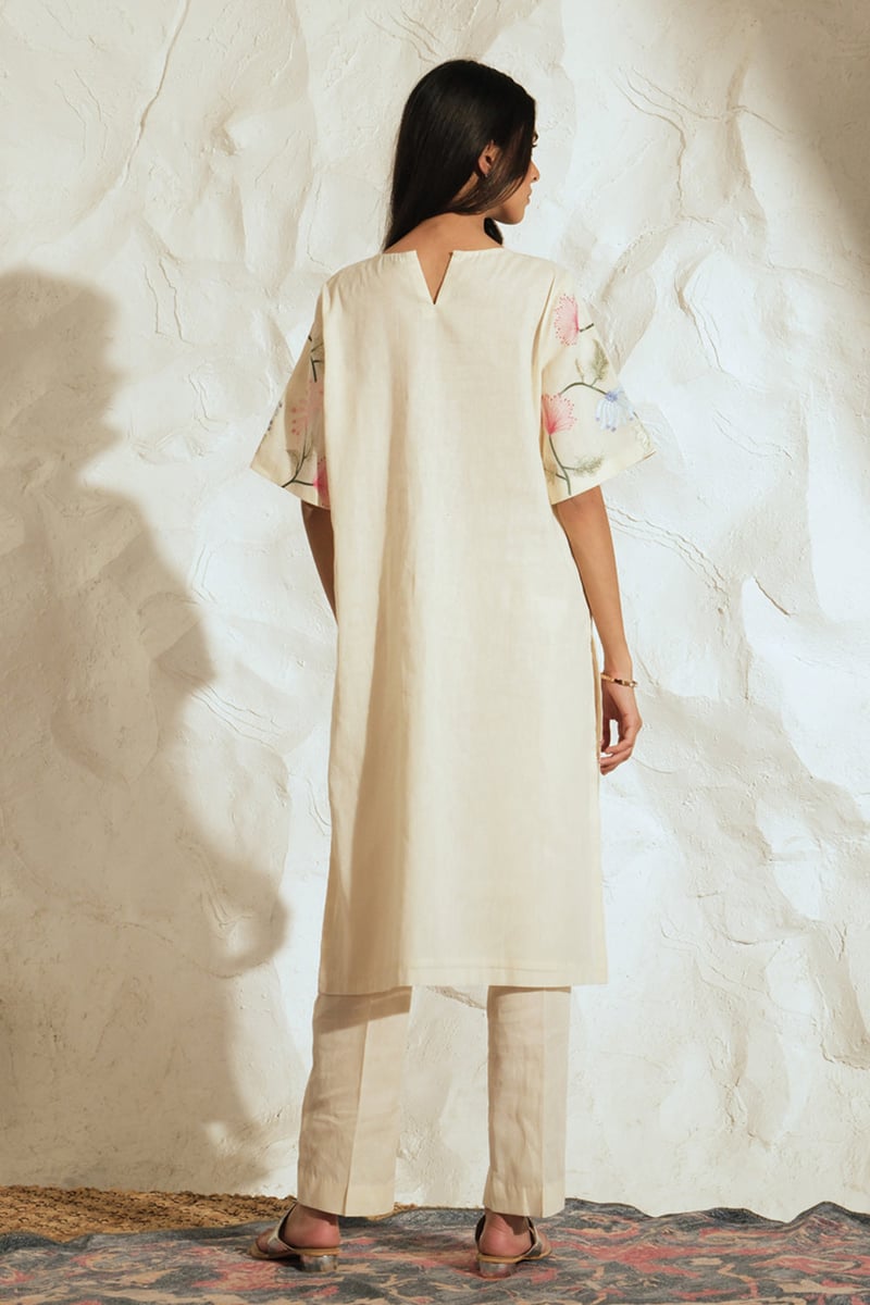 Ivory Mul Mul Straight Kurta Set with Floral Embroidery