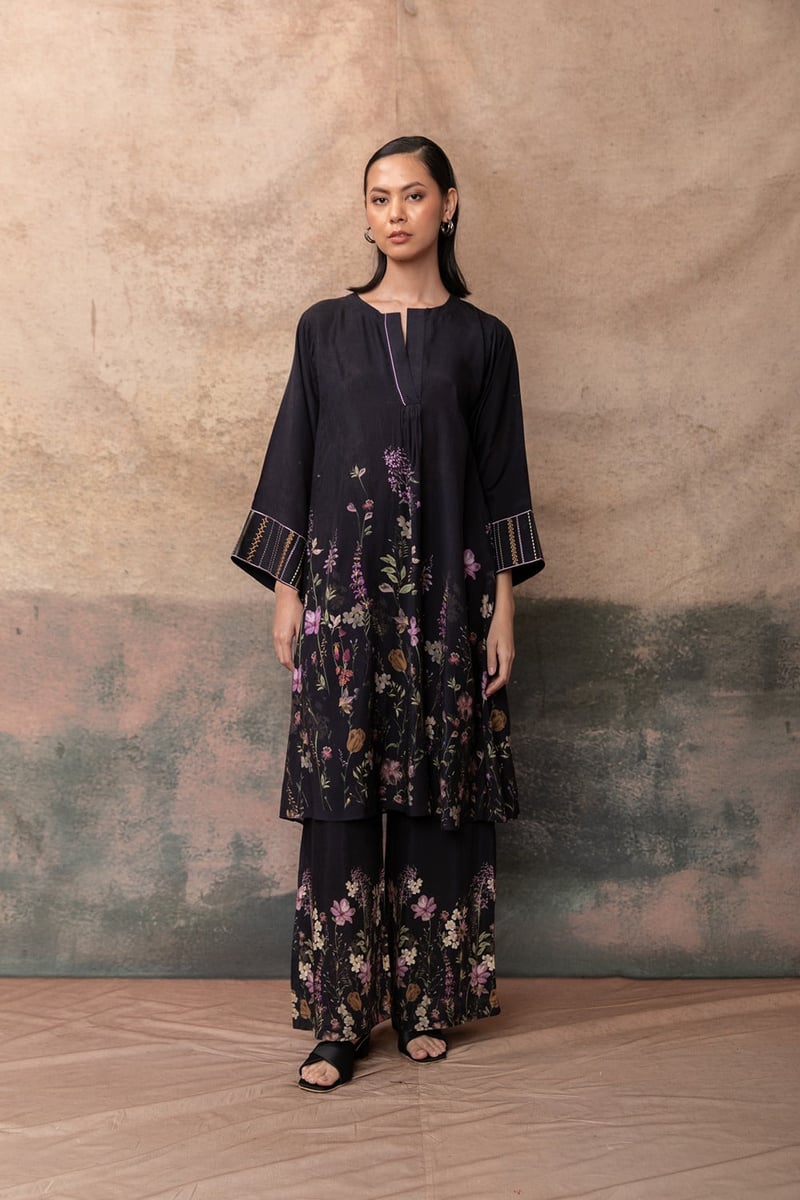 Black Printed Kurta and Wide-Leg Pants Co-ord Set — LABEL NAARITI