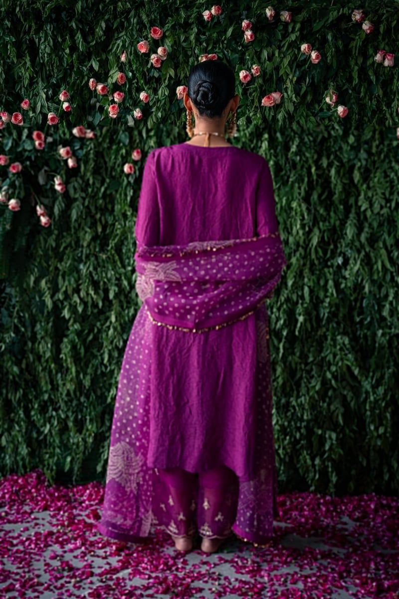 Mauve Crushed Silk Embroidered Kurta Set with Dupatta