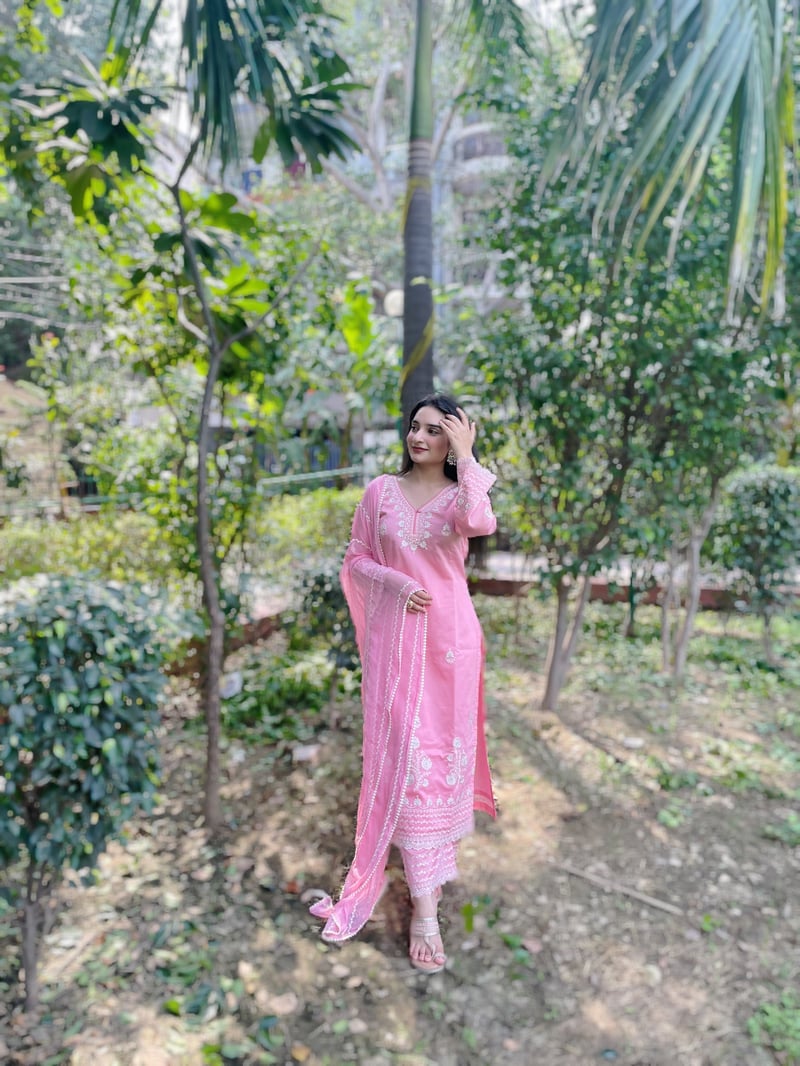 Pink Chanderi Straight Kurta Set with Thread Embroidery