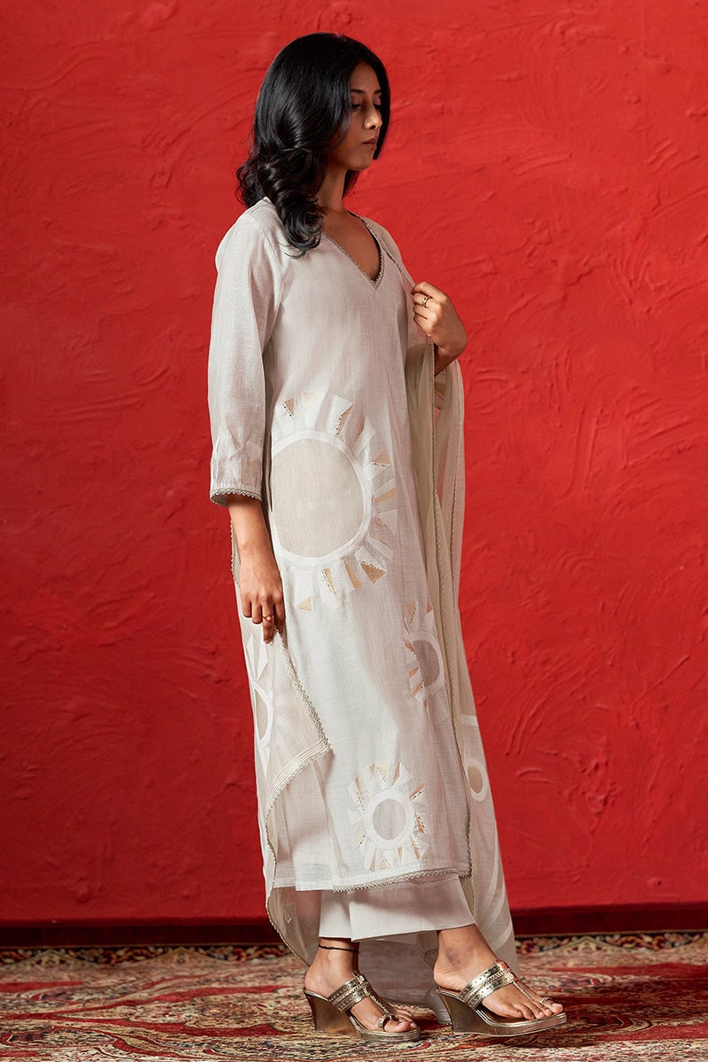 Fog Beige Straight Kurta Set With Zari Details and Dupatta
