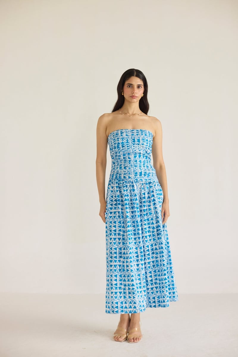 Mirabelle Blue Print Strapless Fit and Flare Midi Dress — Calling June