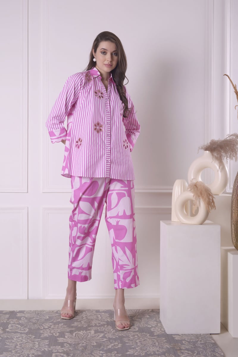 Pink Striped Poplin Shirt with Jumbo Print and Cutwork