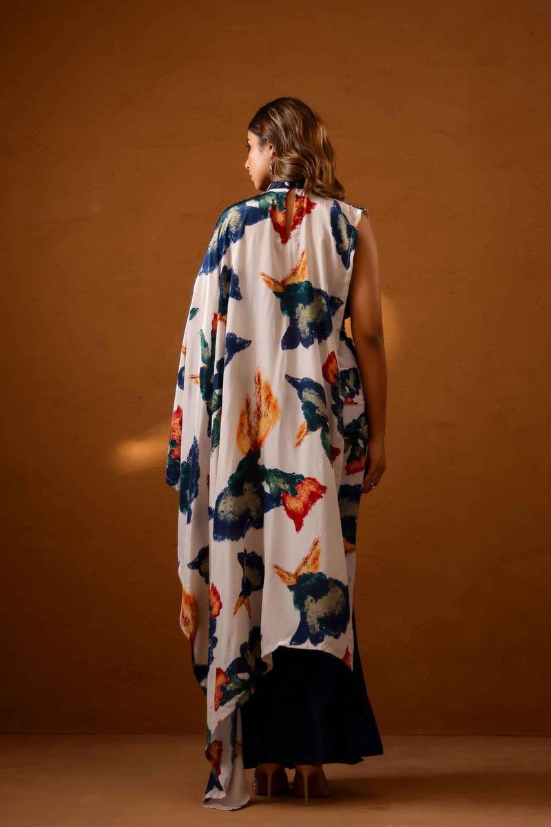 Multicolor Abstract Printed Draped Saree Set with Belt