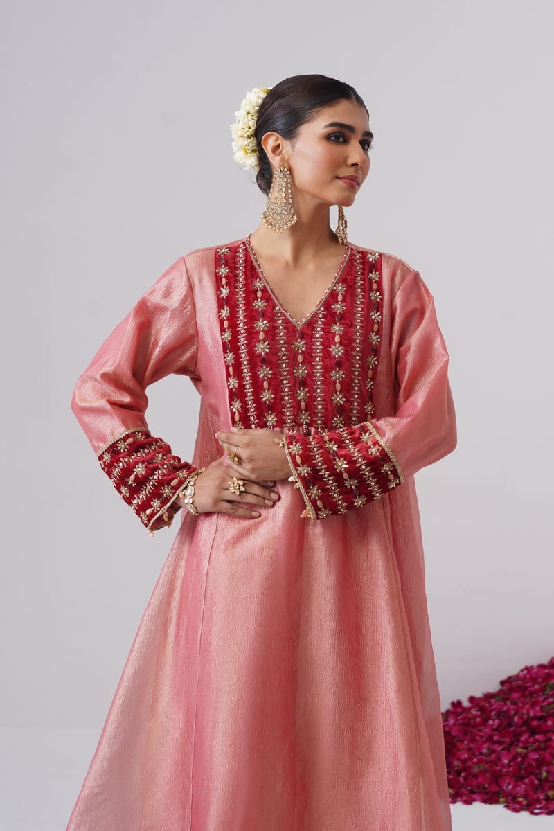 Gulrukh Dupatta Set