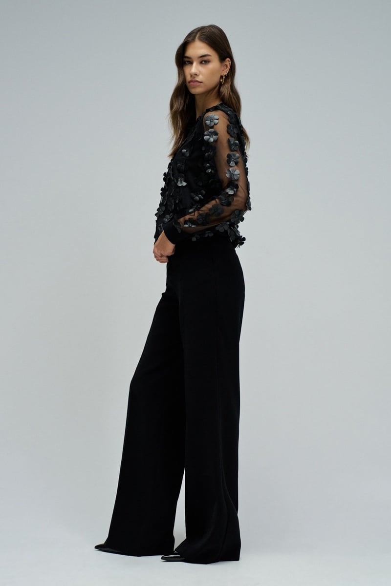 Black Mesh 3D Floral Applique Pullover Sweatshirt