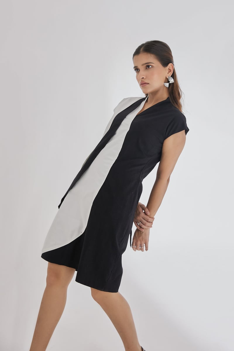 Black and White Colorblock V-Neck Mini Dress