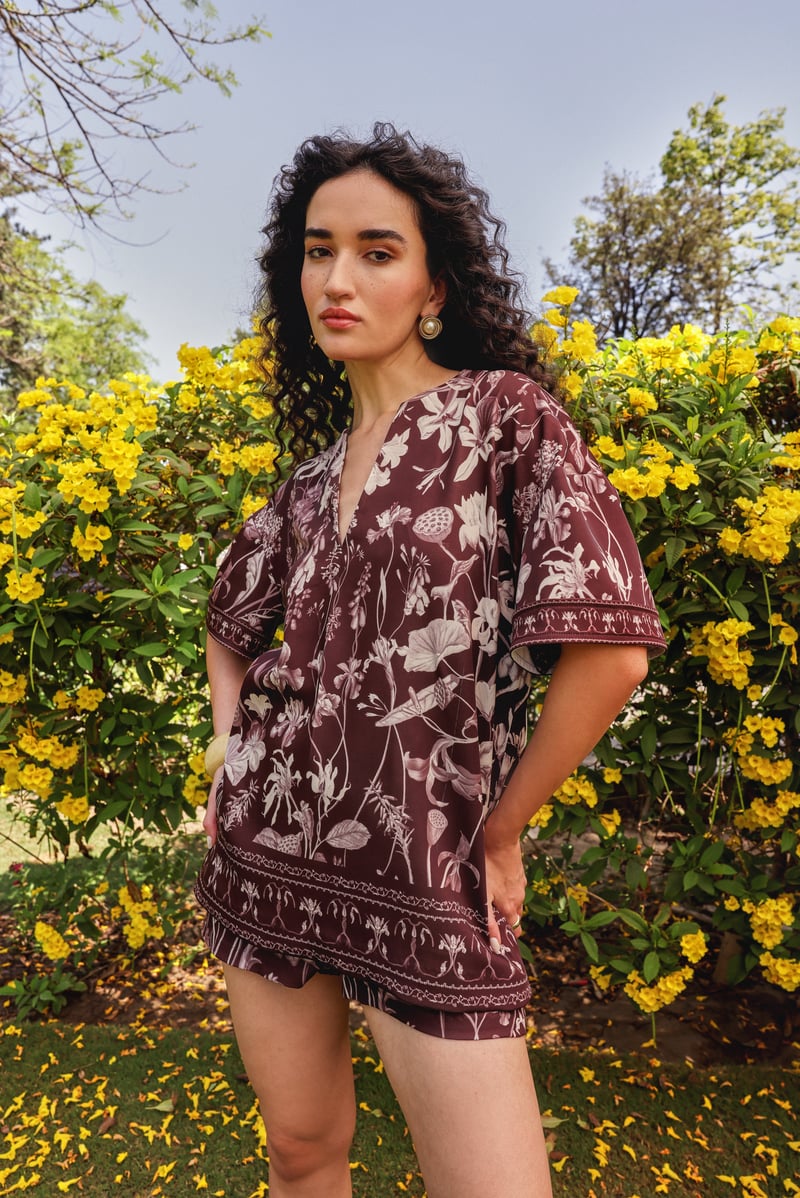 Juana Top — SAN SEH