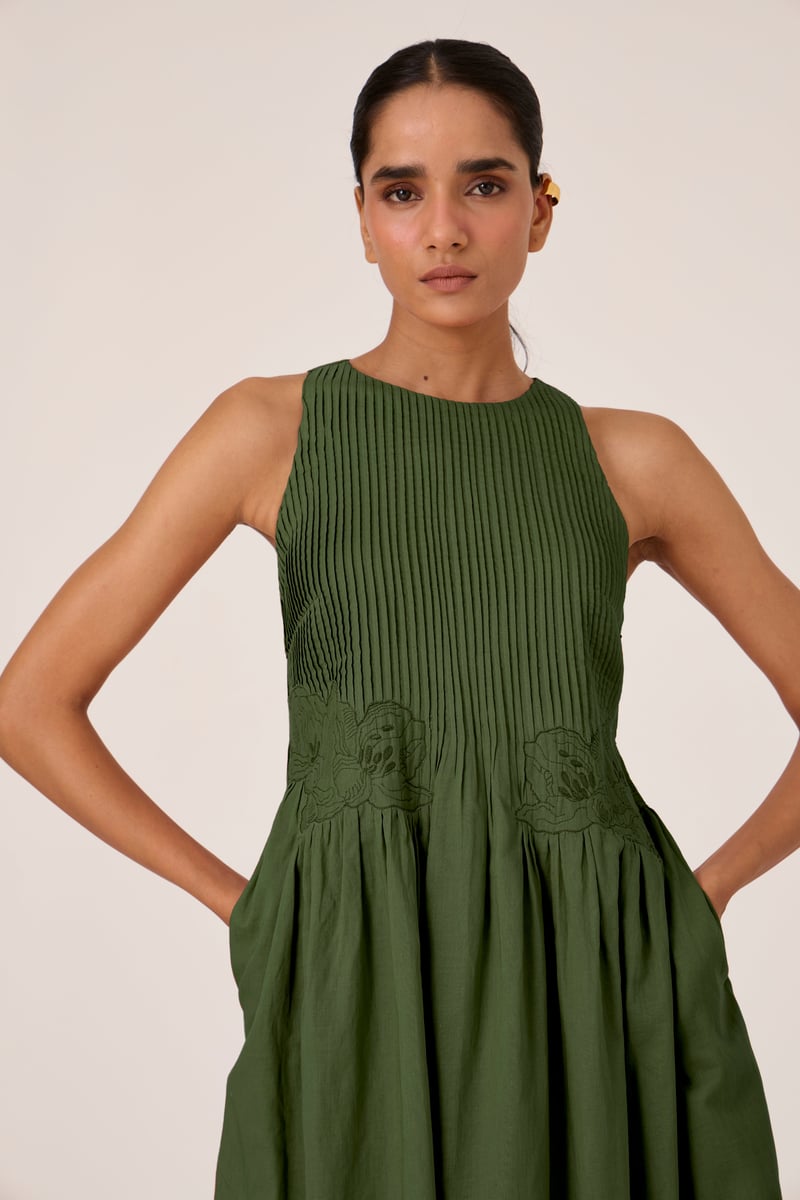 Green Pintuck Bodice Embroidered Midi Dress