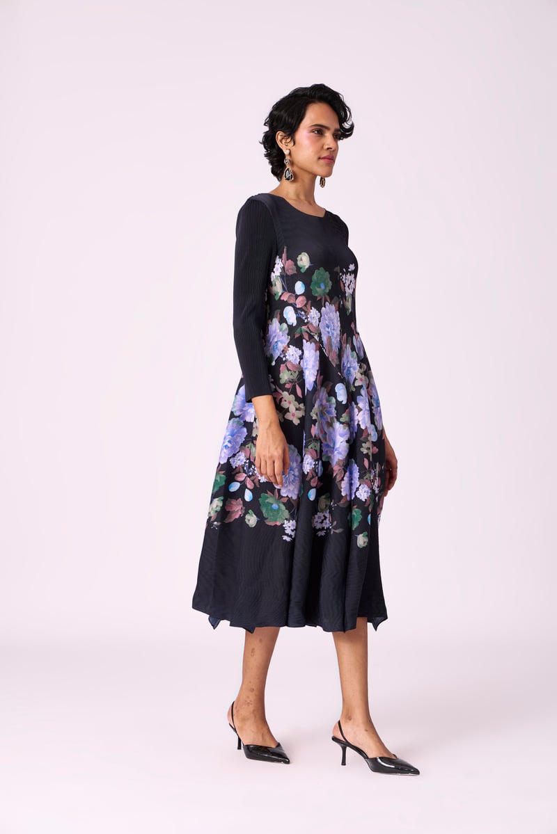 Black Floral Pleated Fit and Flare Midi Dress