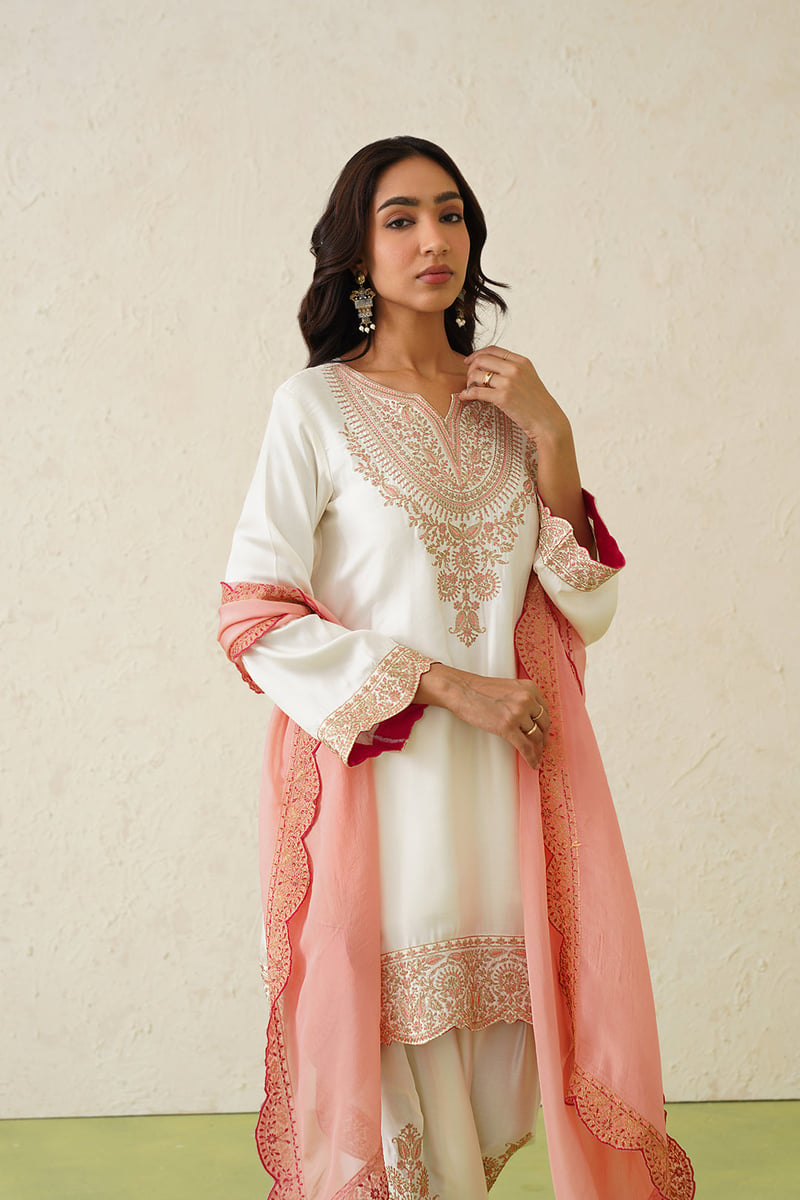 Cream Embroidered Kurta Set with Peach Organza Dupatta
