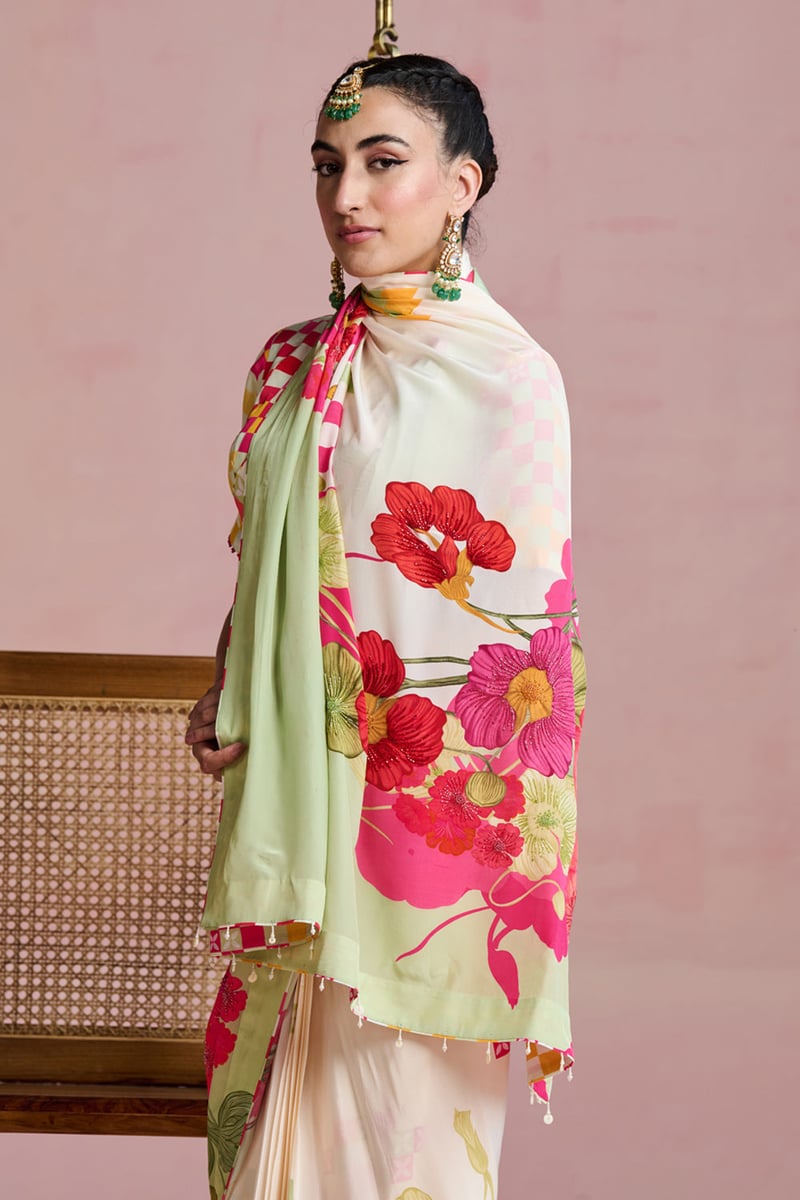 Multicolor Floral Printed Crepe Saree Set with Blouse