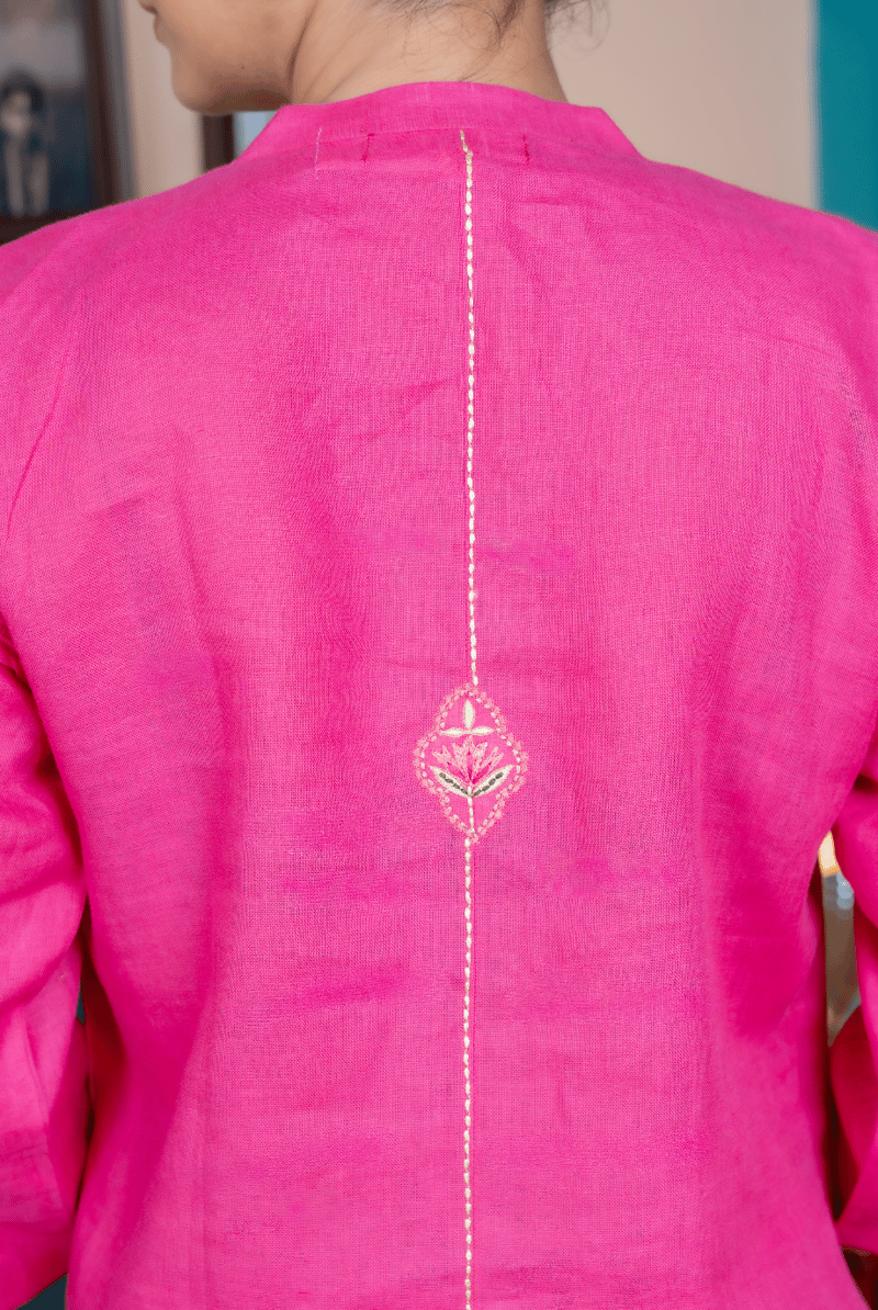 Magenta Pink Linen Kurta Set with Embroidered Motifs