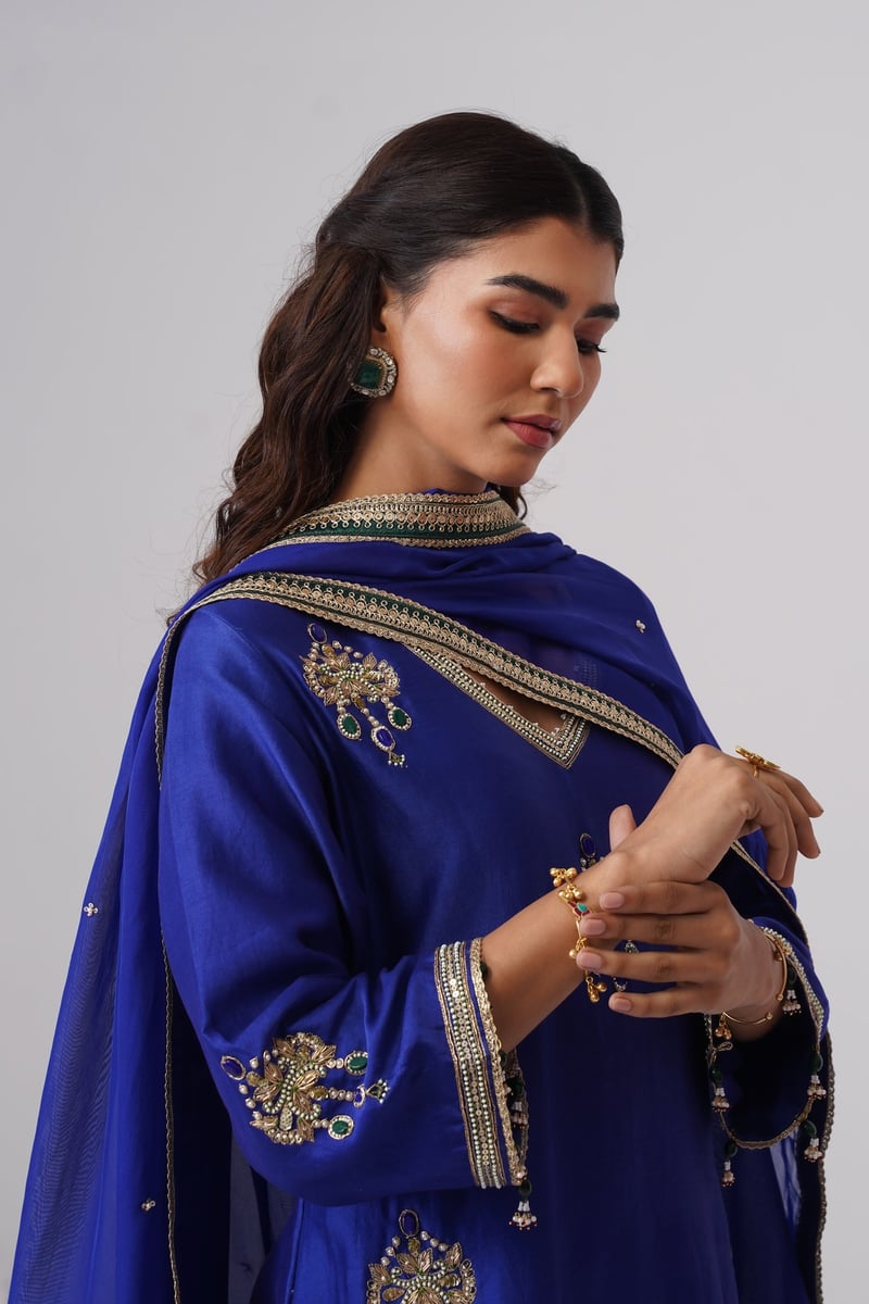 Nilambari Dupatta Set