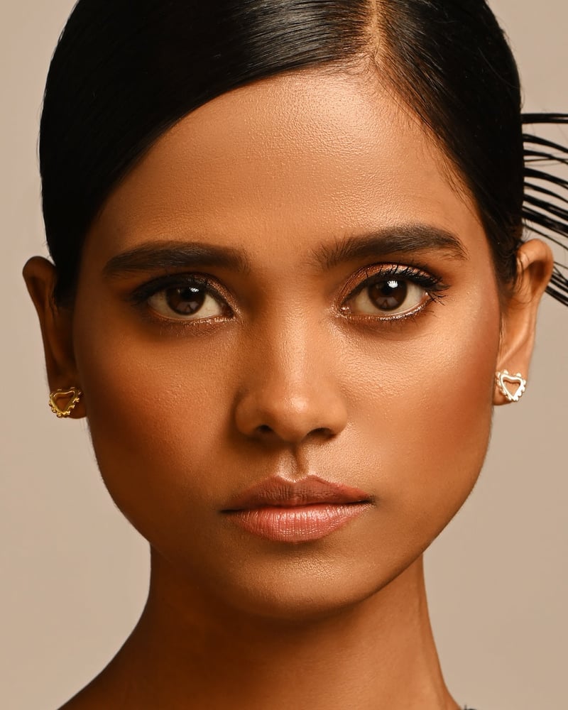 Passional Ear Studs (Craved)