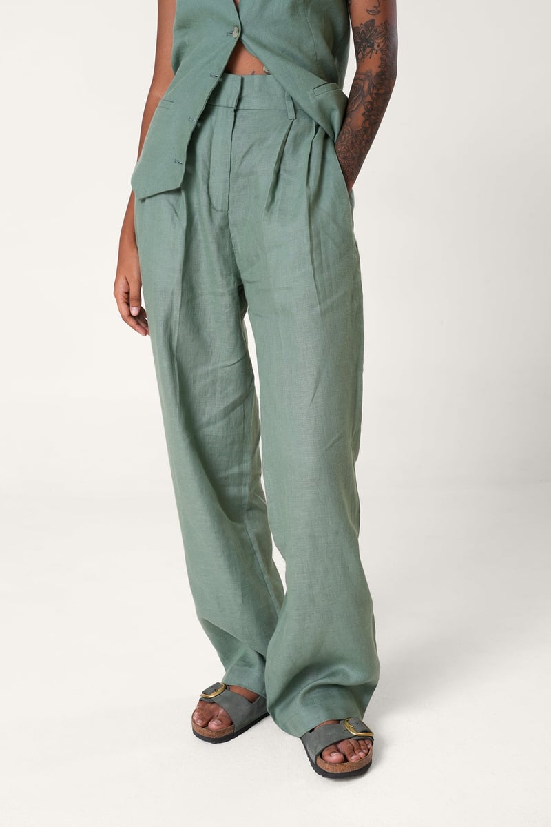 Live in Your Linen Pants