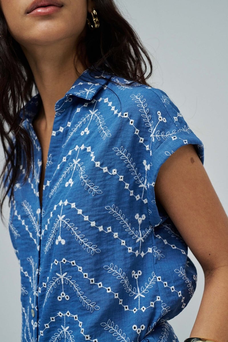 Blue Geometric Print Collared Short-Sleeve Shirt
