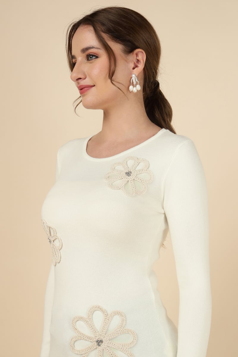 White Rib-Knit Round Neck Pullover Sweater