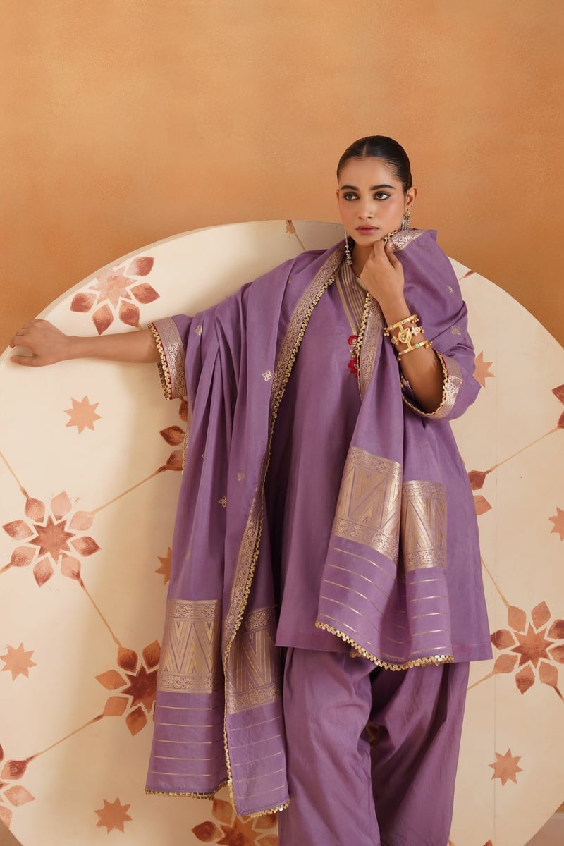 Lavender Chanderi Embroidered 3-Piece Kurta Set