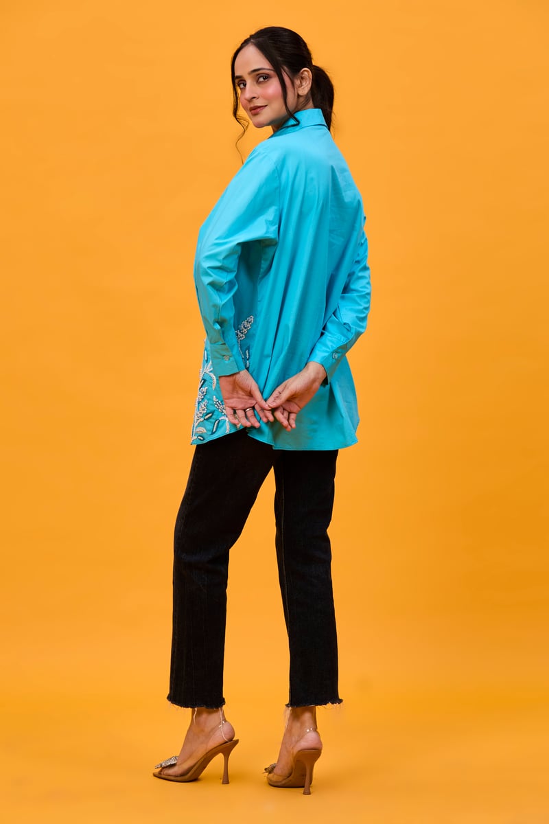 Sky blue flox flower shirt