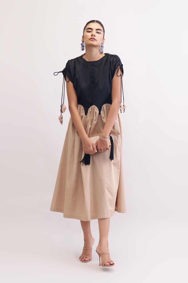 Khaki and Black Colorblock Midi Dress with Drawstring Sleeves