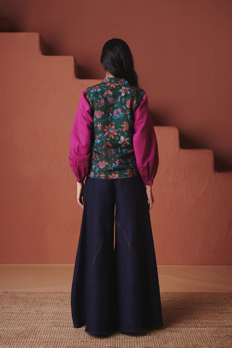 Purple Cotton-Linen Billow Top with V-Neck