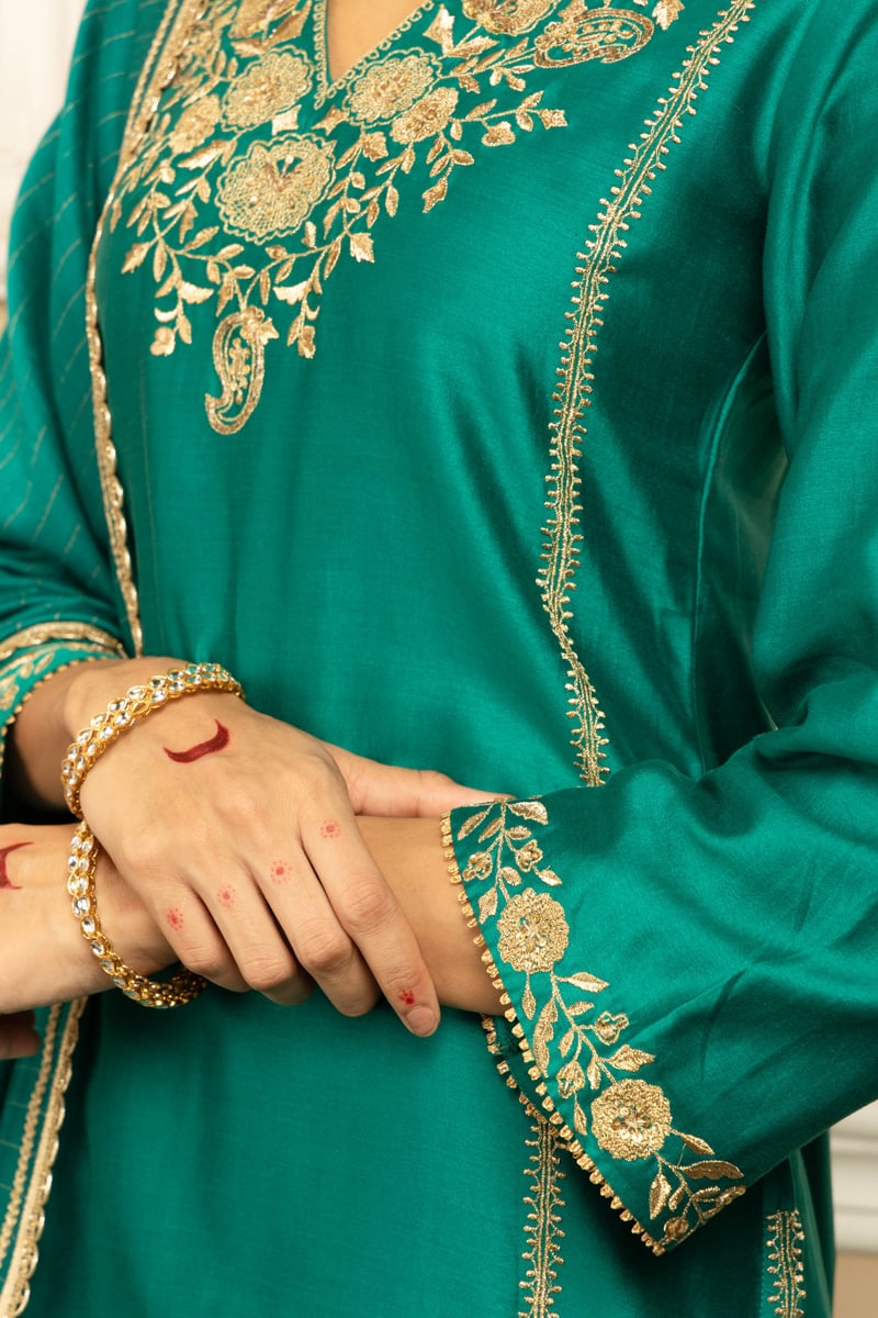 Sanya Silk Chanderi Handcrafted Kurta Set
