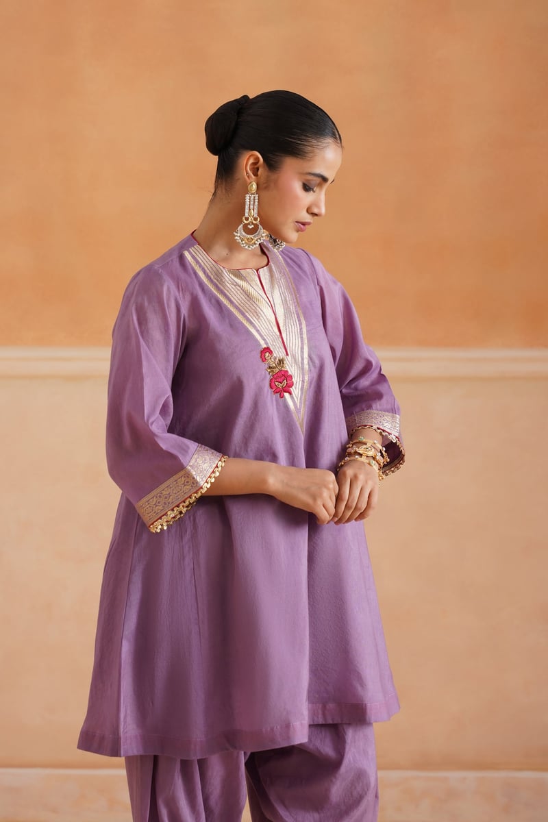 Lavender Chanderi Embroidered 3-Piece Kurta Set