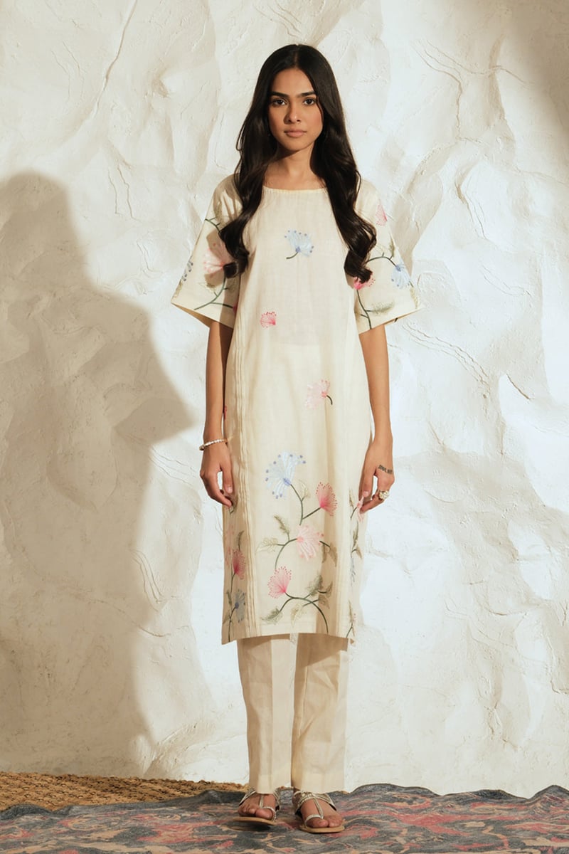 Ivory Mul Mul Straight Kurta Set with Floral Embroidery
