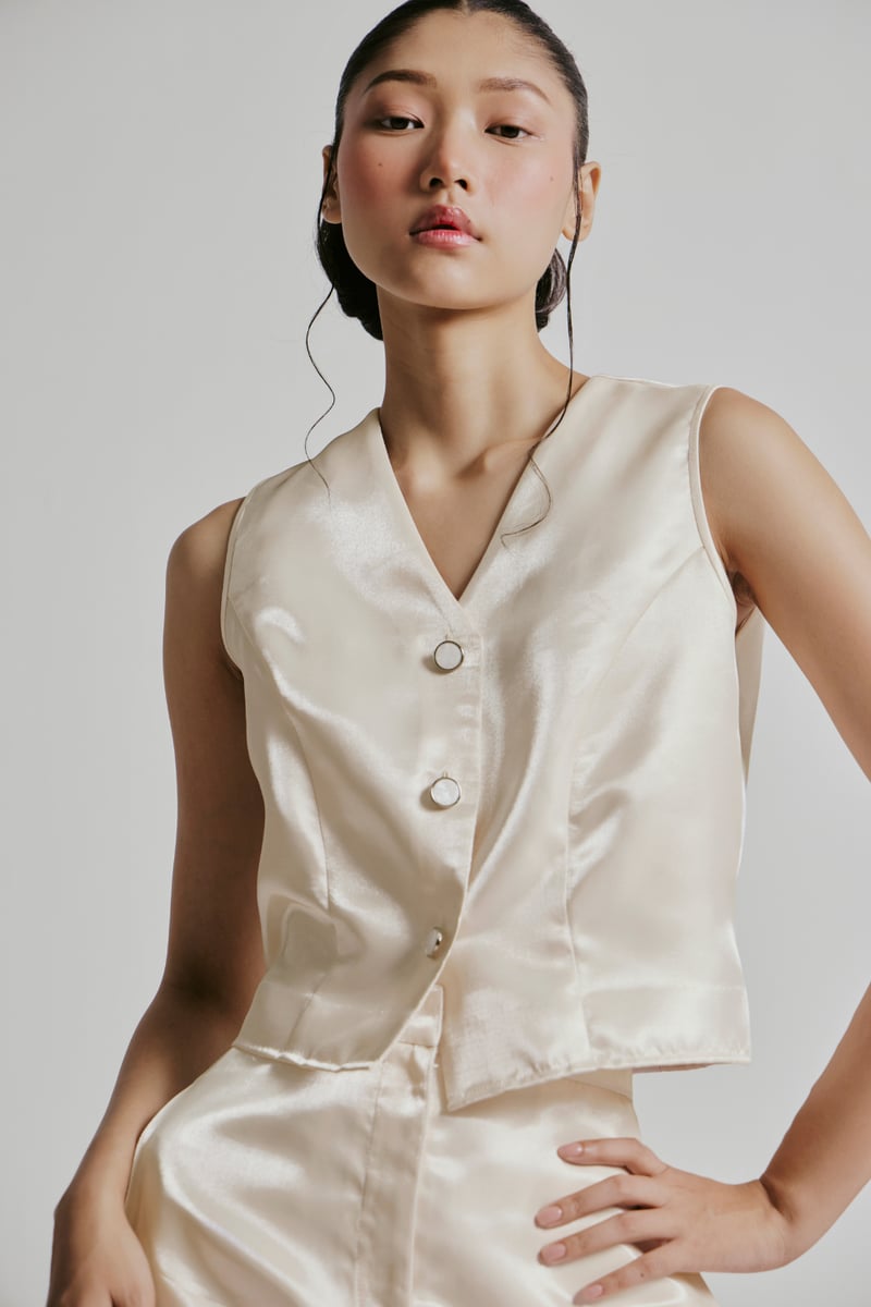 Off-White Waistcoat Top and Wide-Leg Pants Co-ord Set