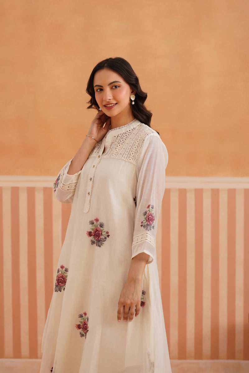 Ivory Mul Chanderi Embroidered Kurta Set with Lace Yoke