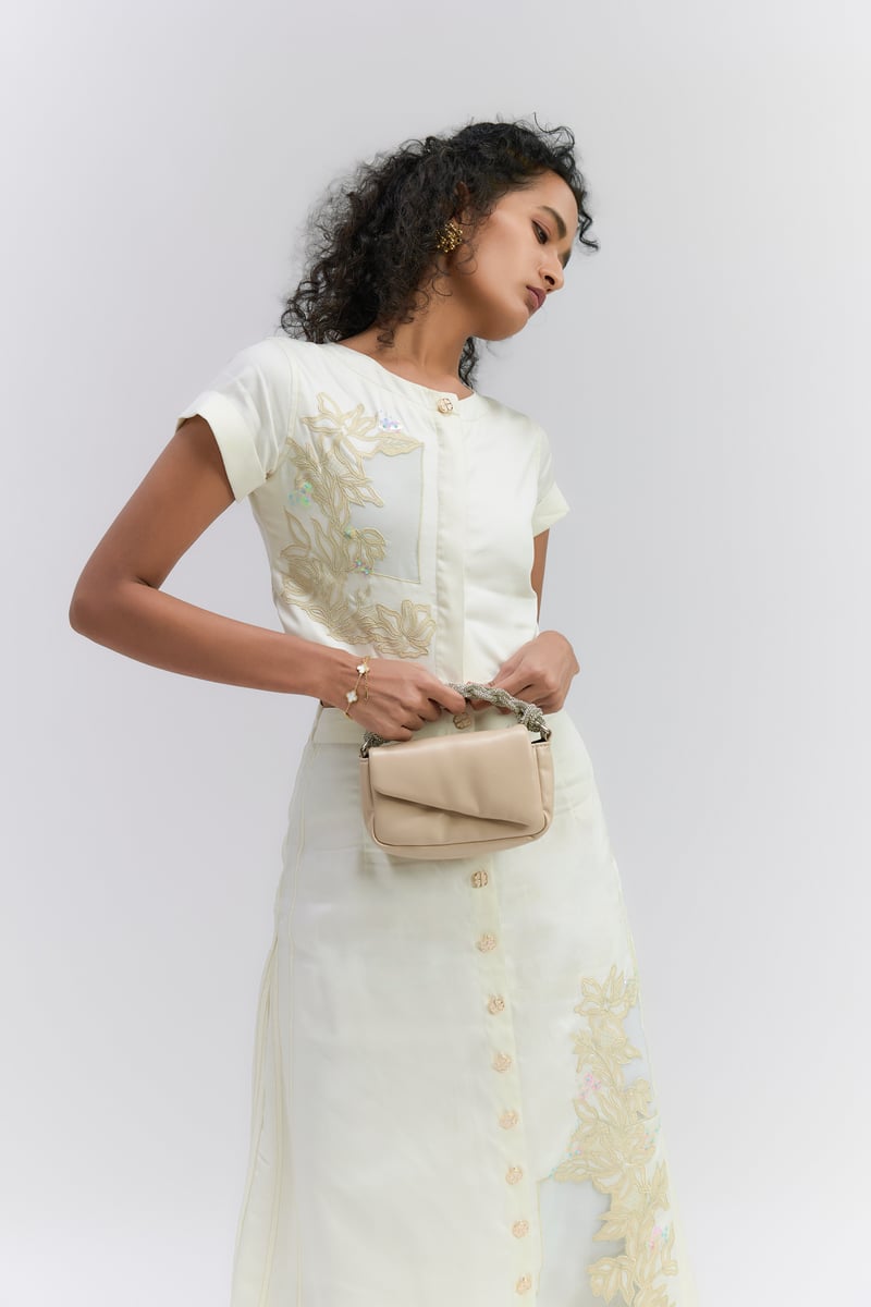Pearl Twill Applique Work Top And Skirt  Set