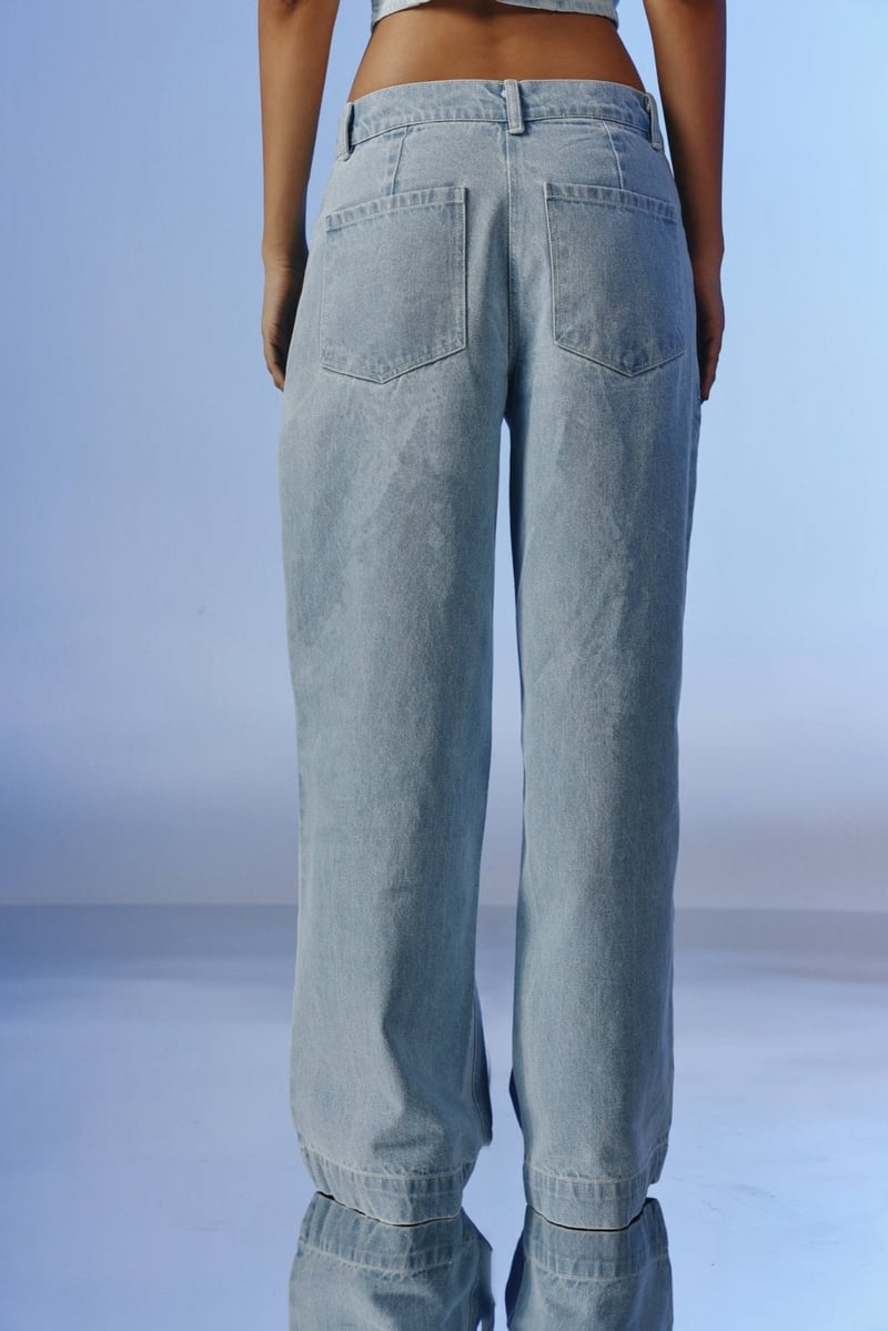 Flow Wide Leg Jeans